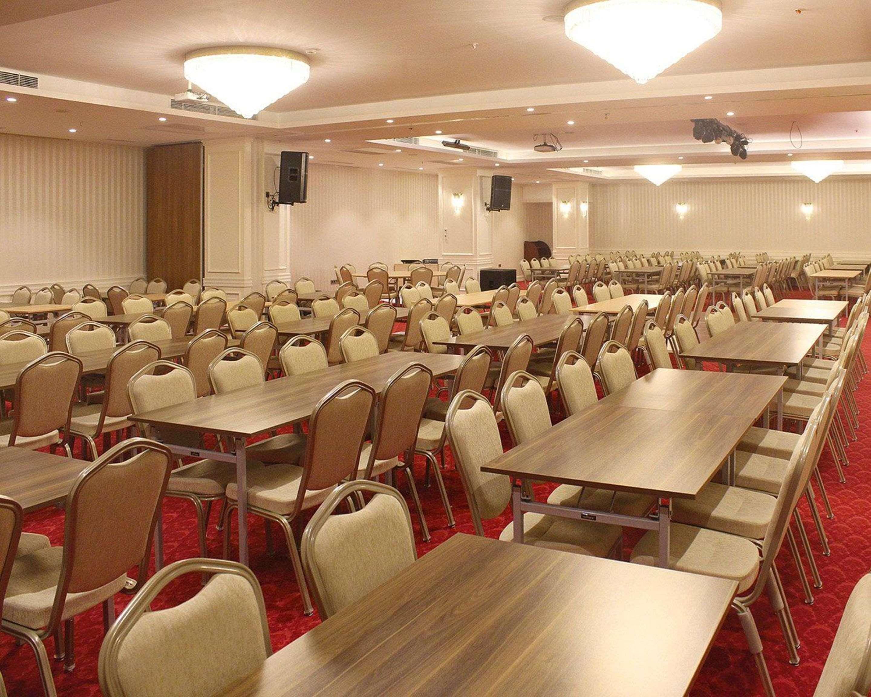 Clarion Hotel Kahramanmaraş Ngoại thất bức ảnh